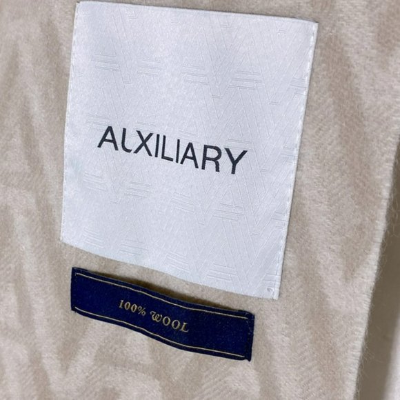 Alxiliary Cream Tan Chevron Wool Scarf With Fringe - Picture 2 of 9